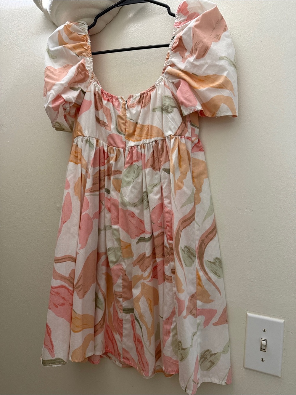 Abercrombie & Fitch - Pastel Abstract Puff-Sleeve Babydoll Dress - Pink & Peach - Picture 2 of 4